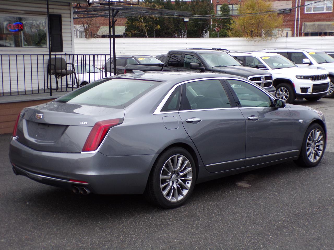Cadillac CT6 3.6L Luxury AWD 2018