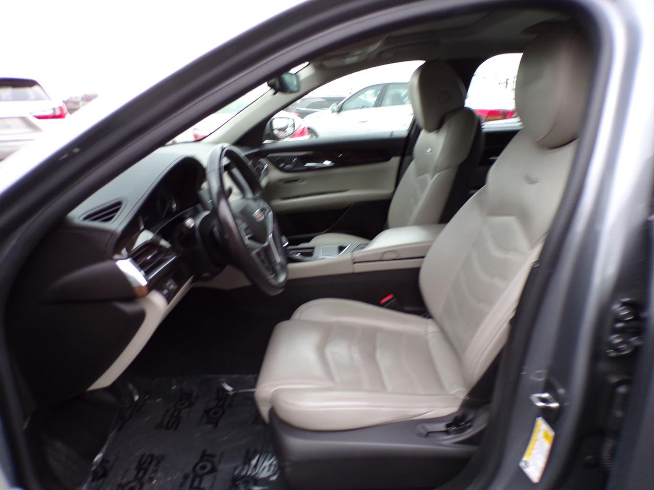 Cadillac CT6 3.6L Luxury AWD 2018