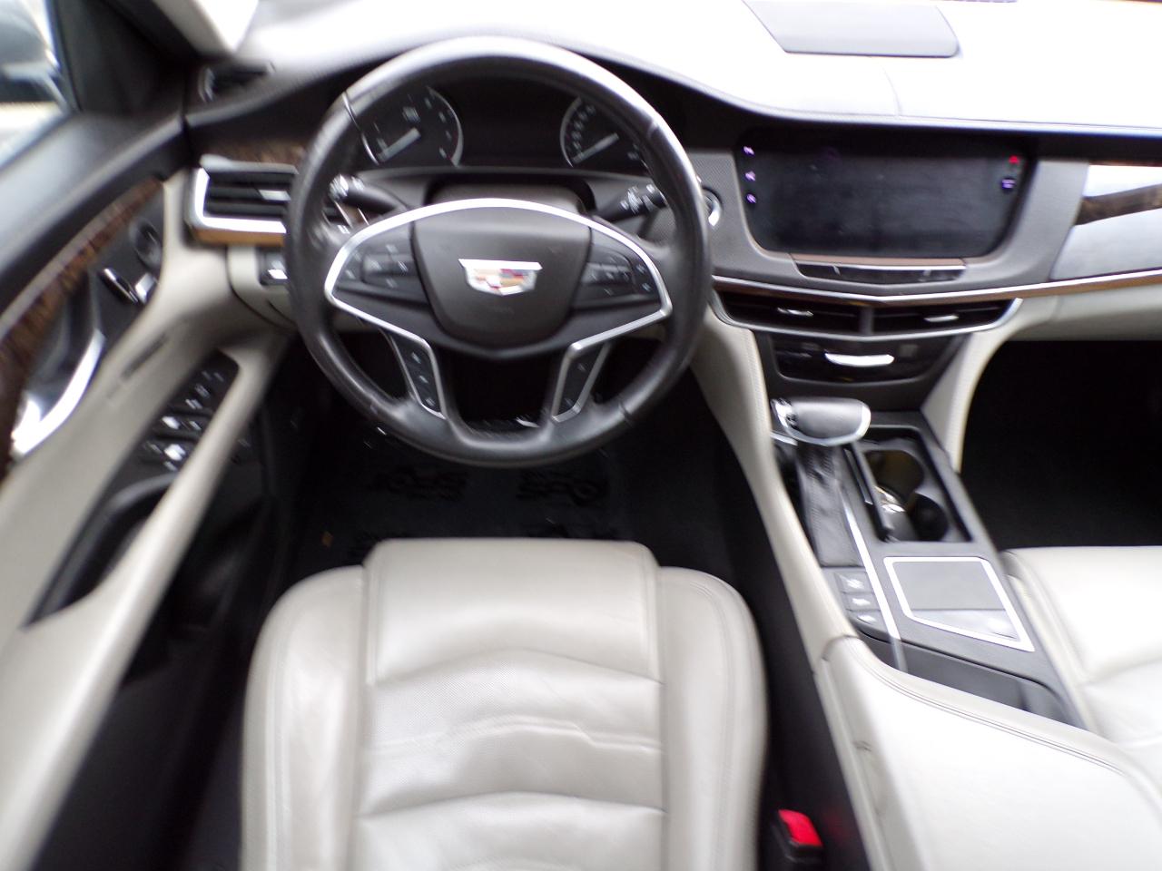 Cadillac CT6 3.6L Luxury AWD 2018