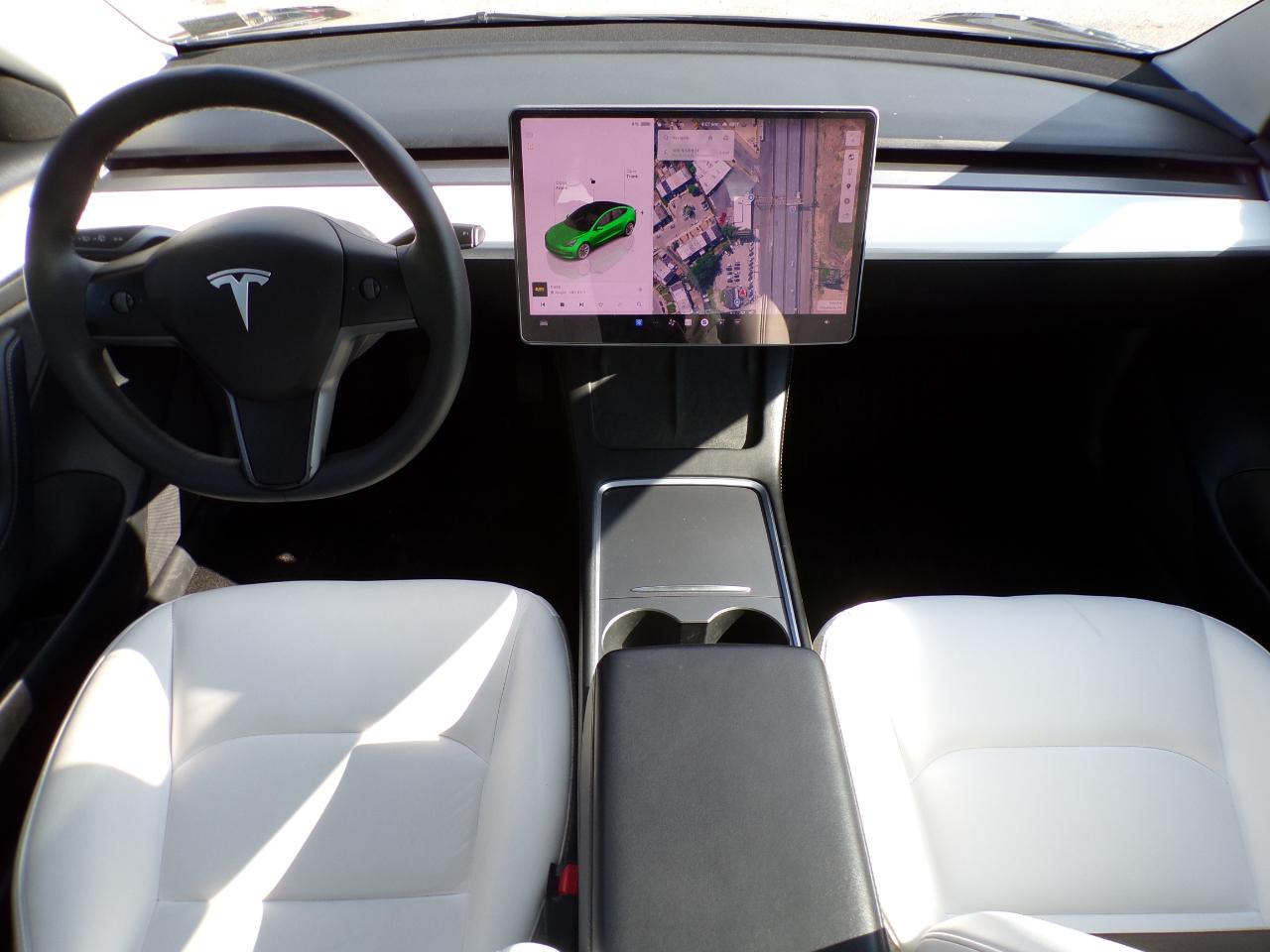 Tesla Model 3  2023
