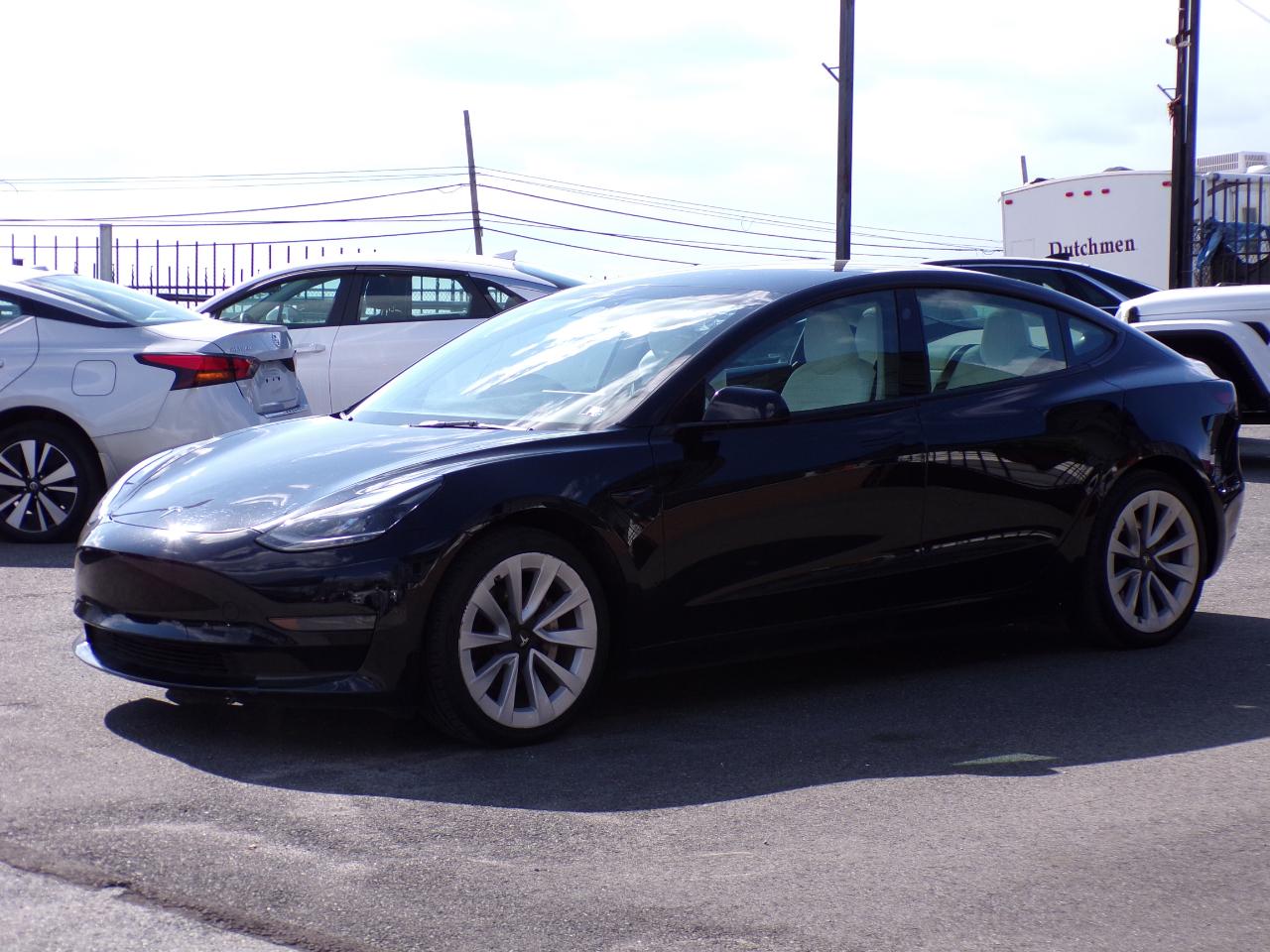 Tesla Model 3  2023
