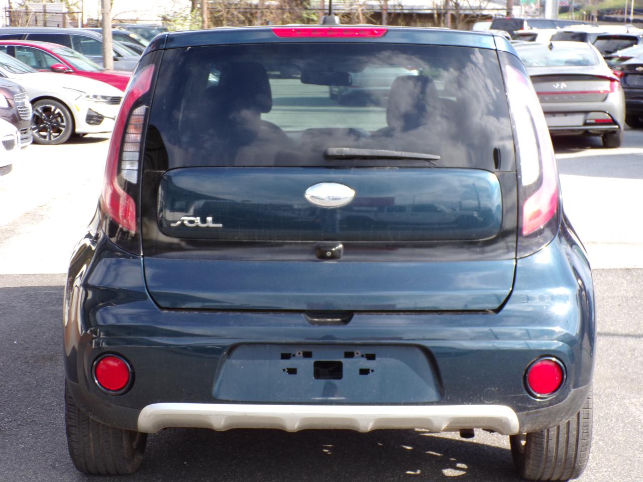 Kia Soul LX 2023
