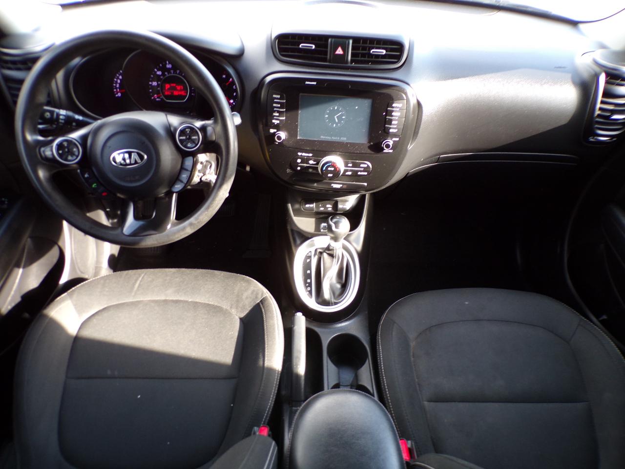 Kia Soul LX 2023