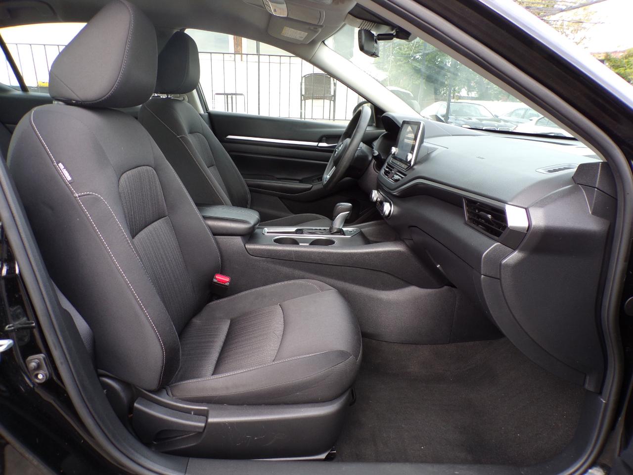 Nissan Altima 2.5 SV 2022