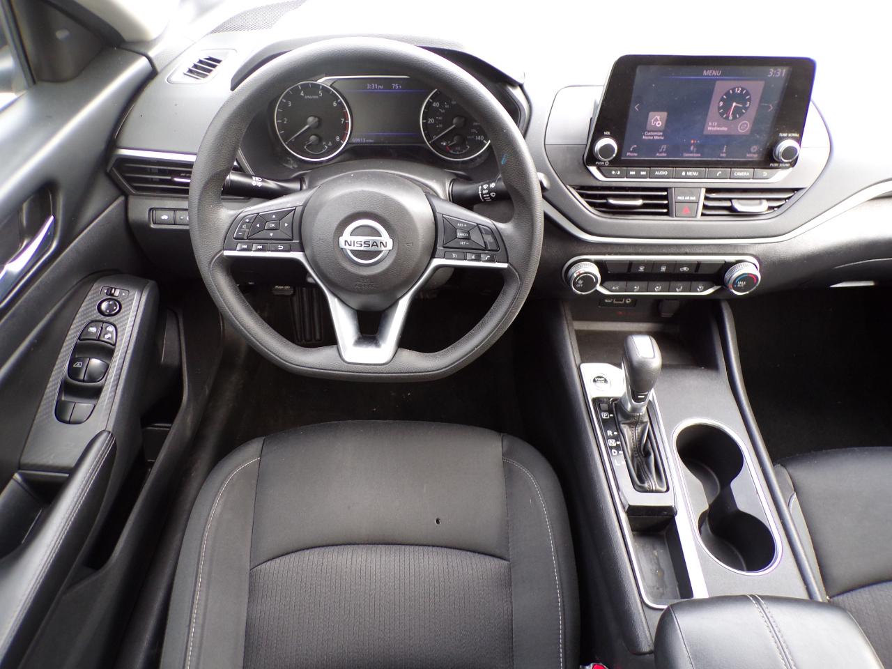 Nissan Altima 2.5 SV 2022