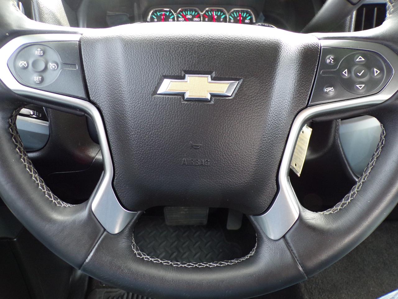 Chevrolet Silverado 1500 LT Double Cab 4WD 2017