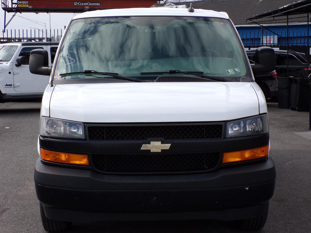 Chevrolet Express Cargo Van AWD 1500 135" 2014