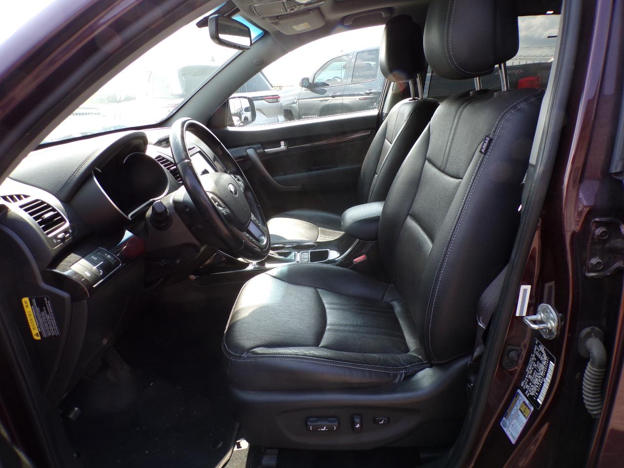 Kia Sorento AWD 4dr V6 SX 2015