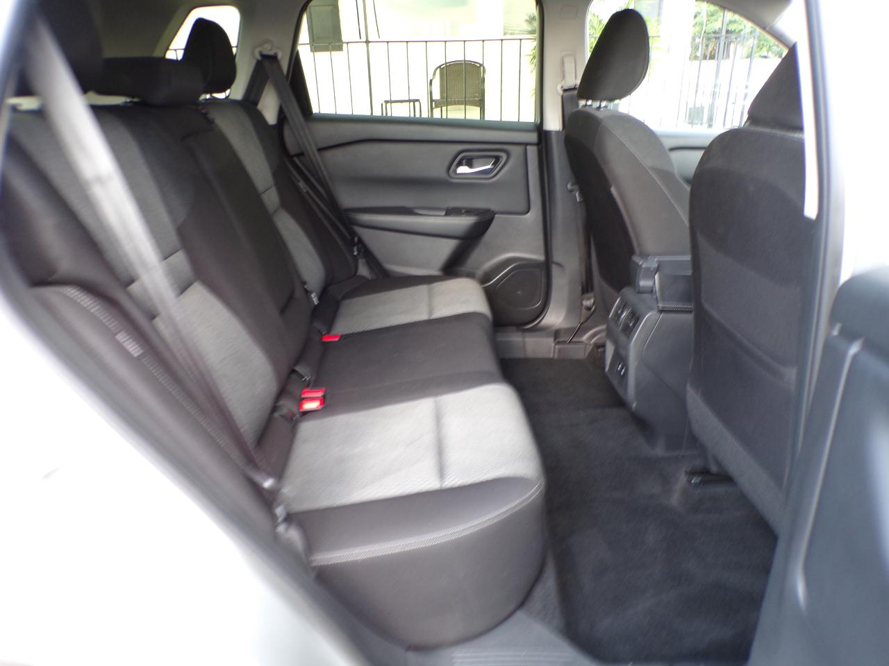 Nissan Rogue FWD SV 2025