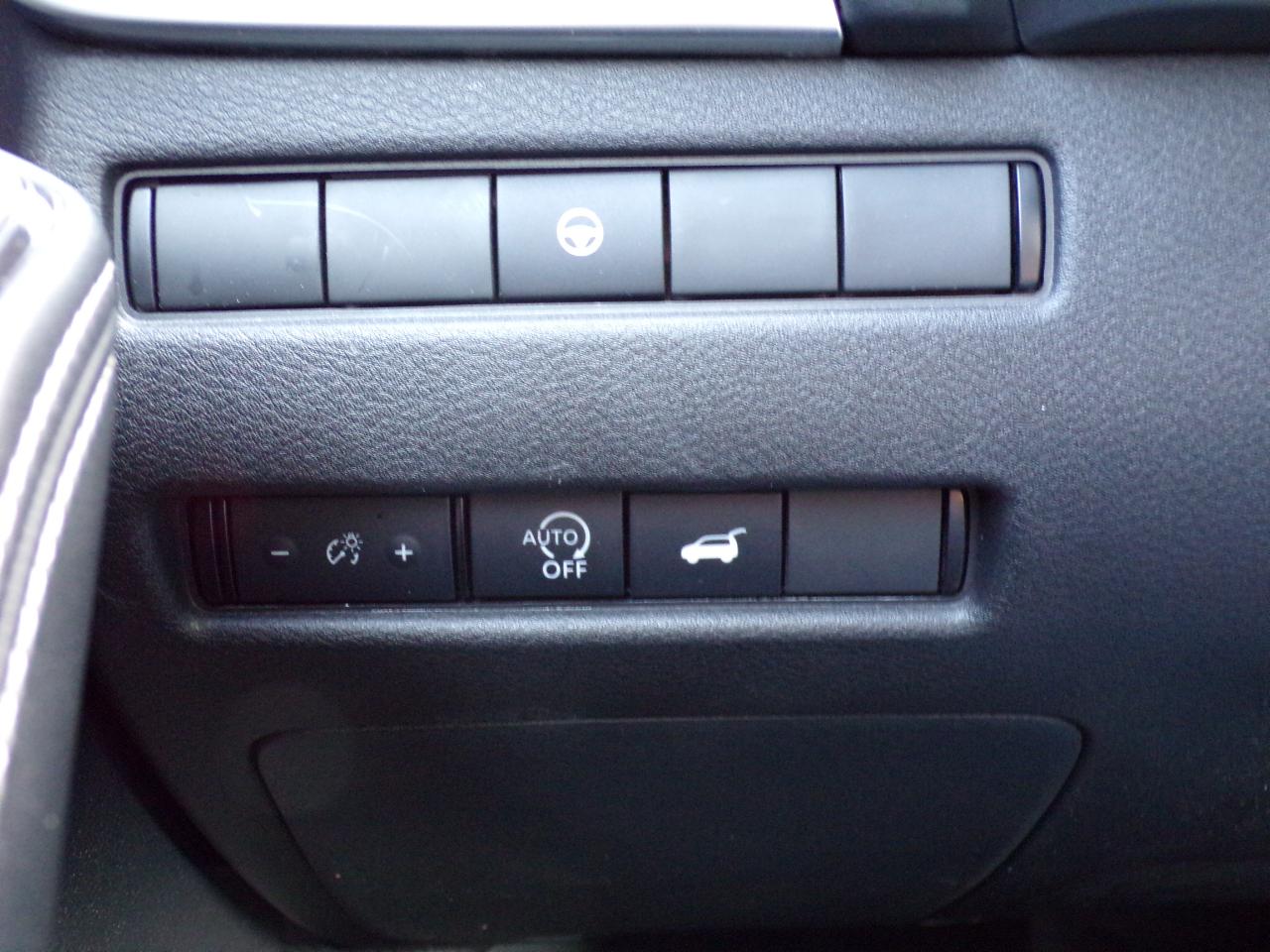 Nissan Rogue FWD SV 2025