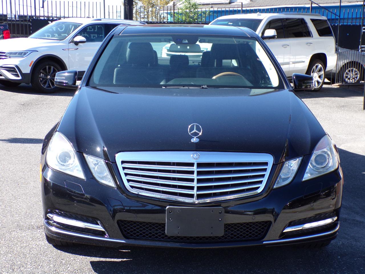 Mercedes-Benz E-Class 4dr Sdn E 350 Sport 4MATIC 2011