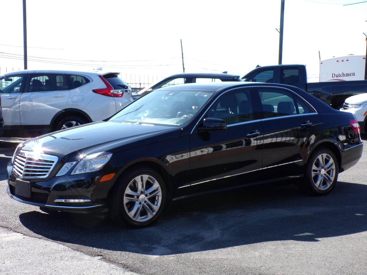 Mercedes-Benz E-Class 4dr Sdn E 350 Sport 4MATIC 2011
