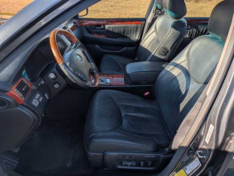 Lexus LS 430 Sedan 2005