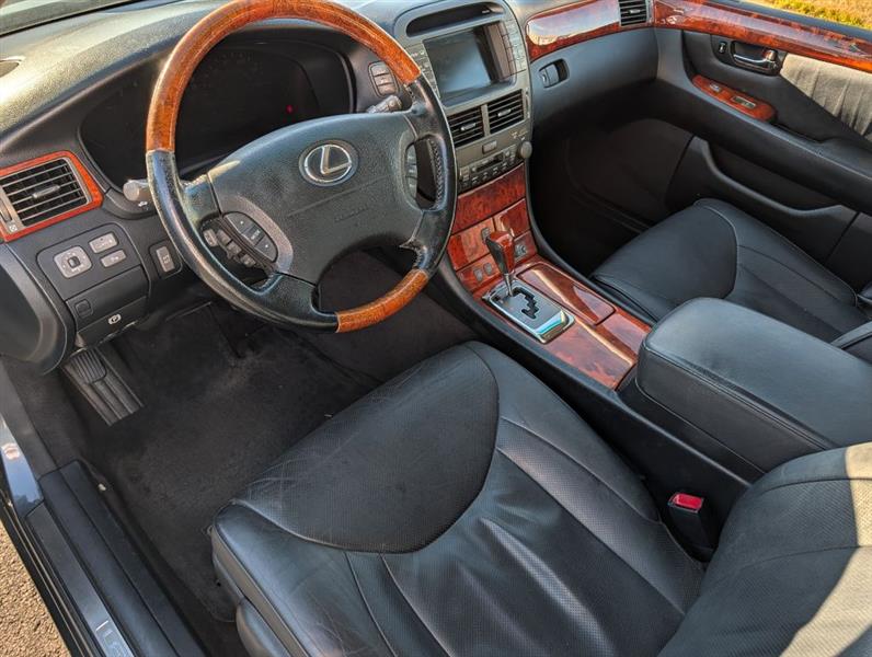 Lexus LS 430 Sedan 2005