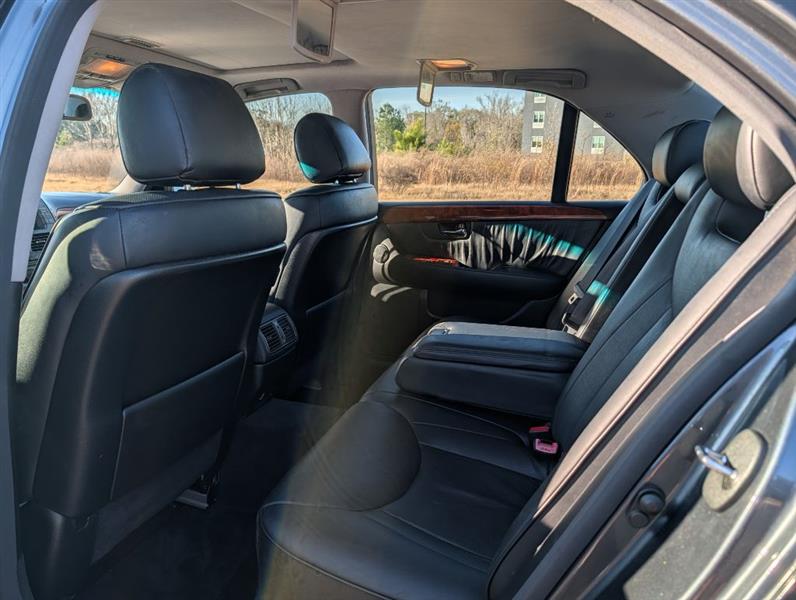 Lexus LS 430 Sedan 2005