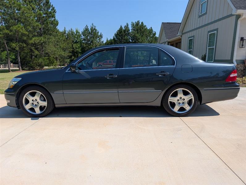 Lexus LS 430 Sedan 2005