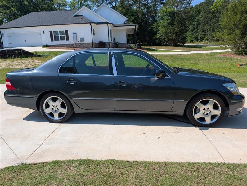 Lexus LS 430 Sedan 2005