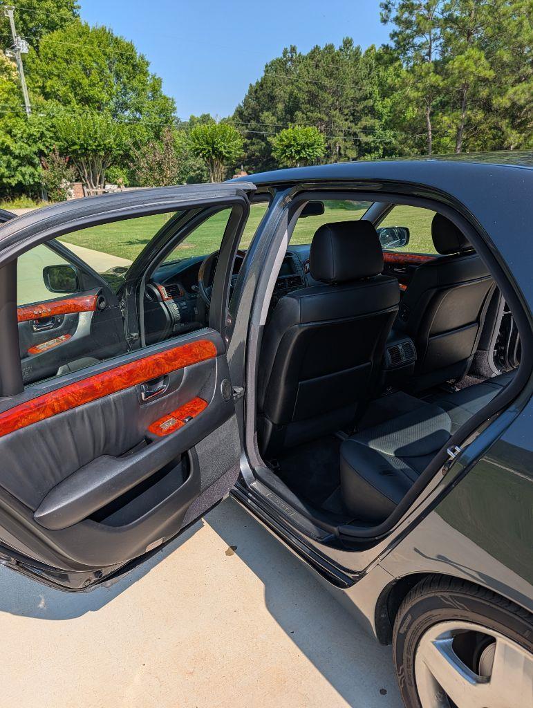Lexus LS 430 Sedan 2005