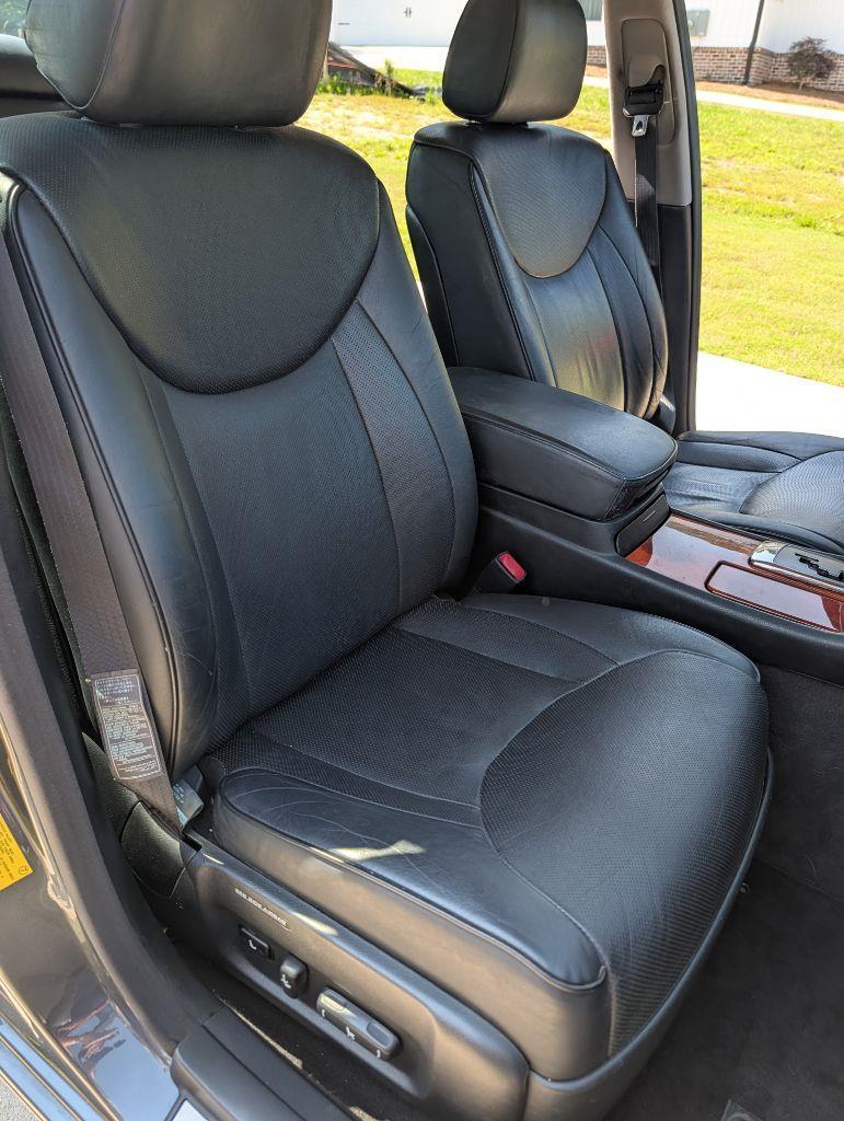 Lexus LS 430 Sedan 2005