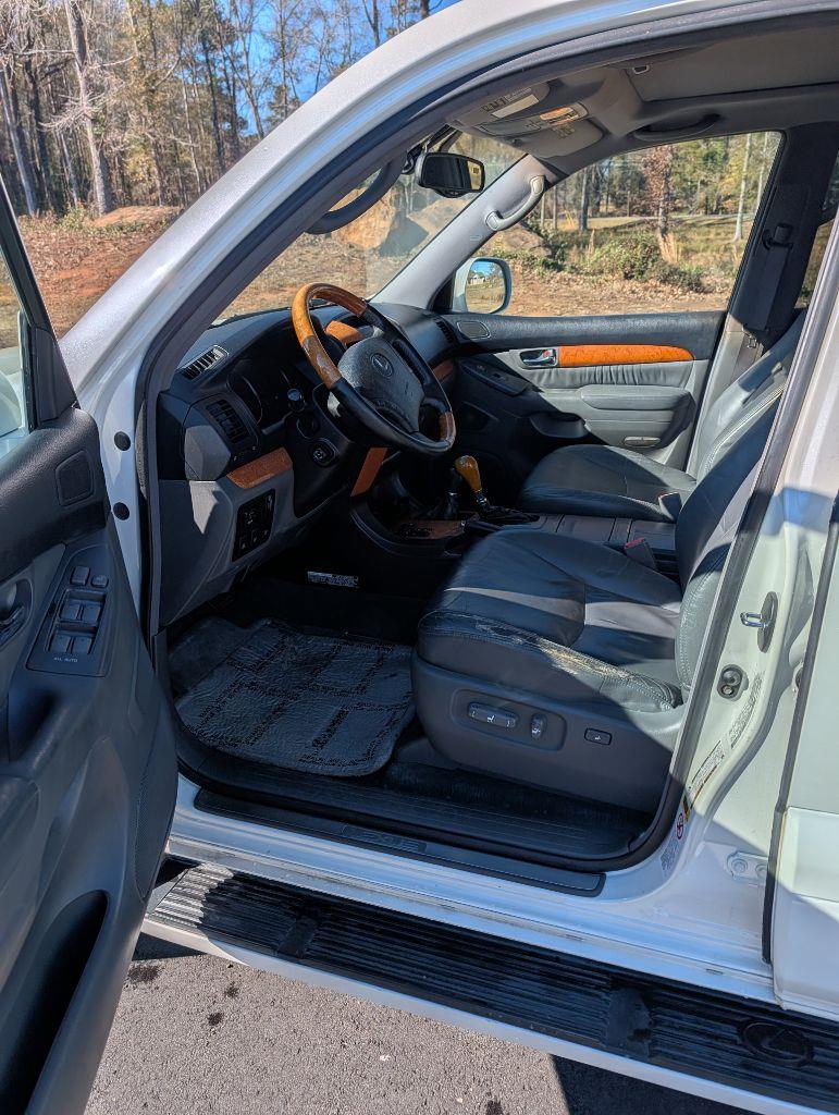 Lexus GX 470 Sport Utility 2004