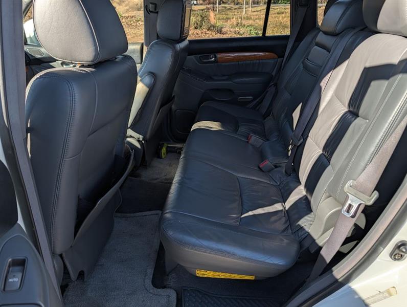 Lexus GX 470 Sport Utility 2004