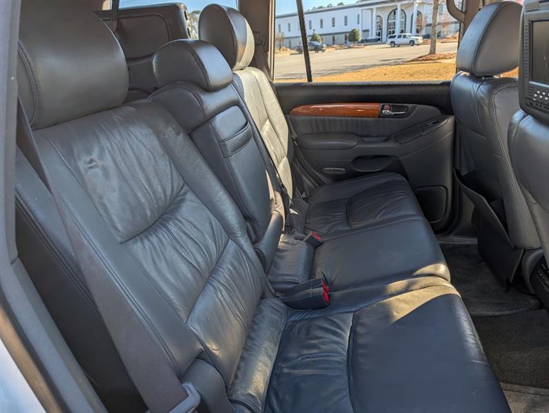 Lexus GX 470 Sport Utility 2004