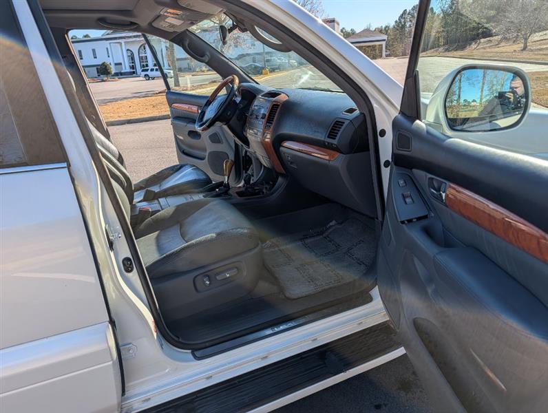 Lexus GX 470 Sport Utility 2004