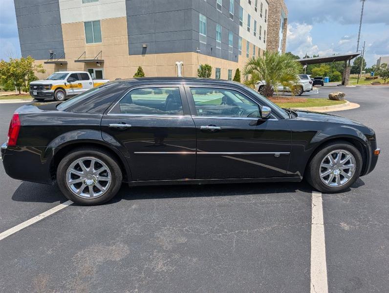 Chrysler 300 C HEMI RWD 2010