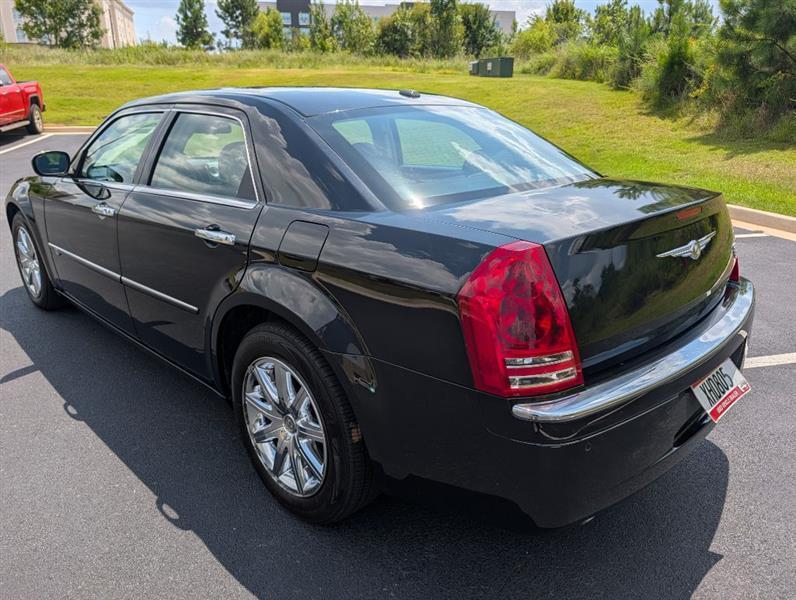 Chrysler 300 C HEMI RWD 2010