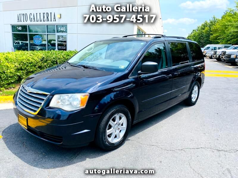 2010 Chrysler Town & Country Voyager