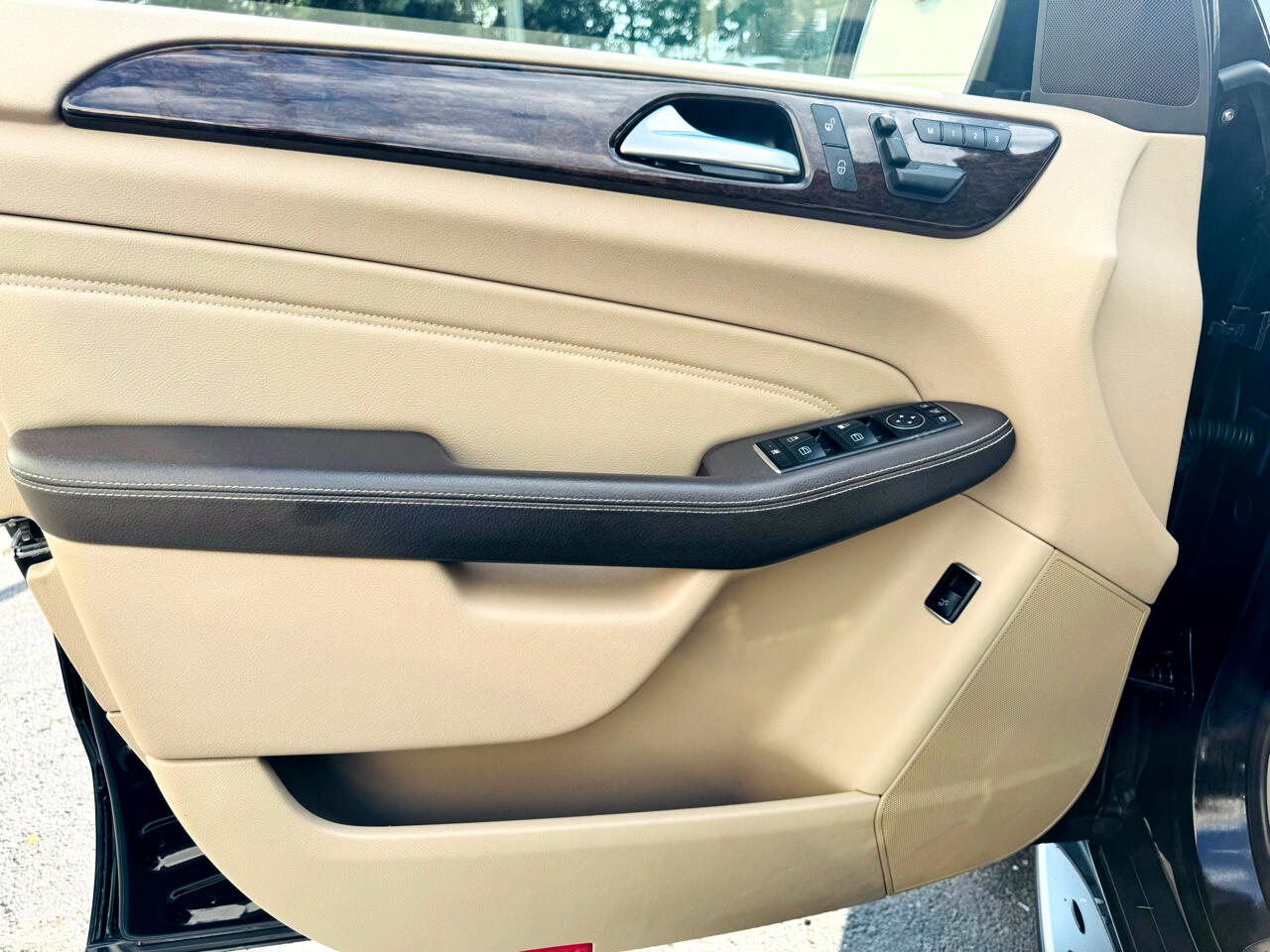 2012 Mercedes Benz ML 350 4MATIC photo 10