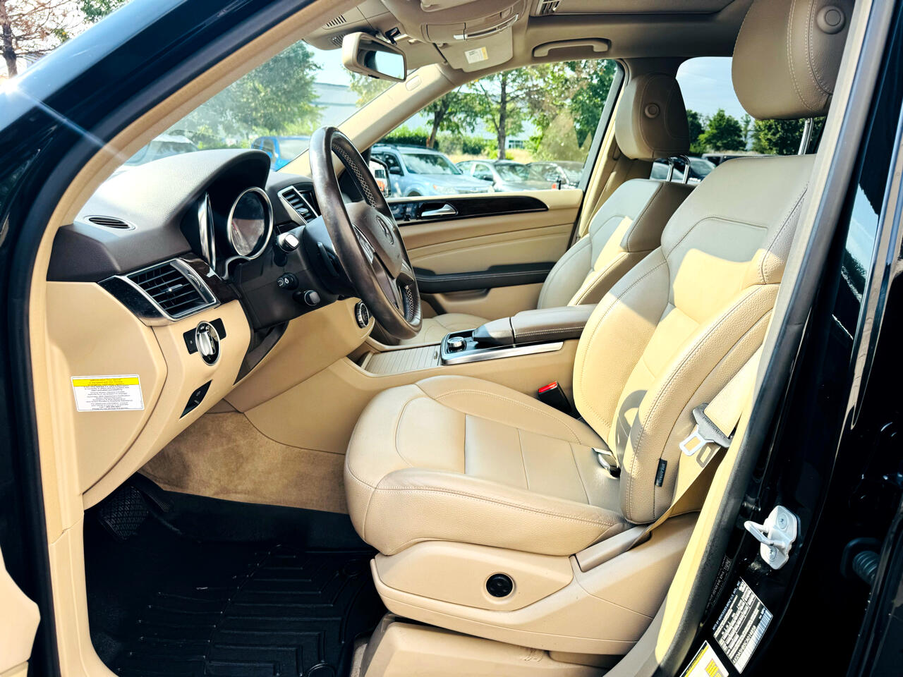 2012 Mercedes Benz ML 350 4MATIC photo 12