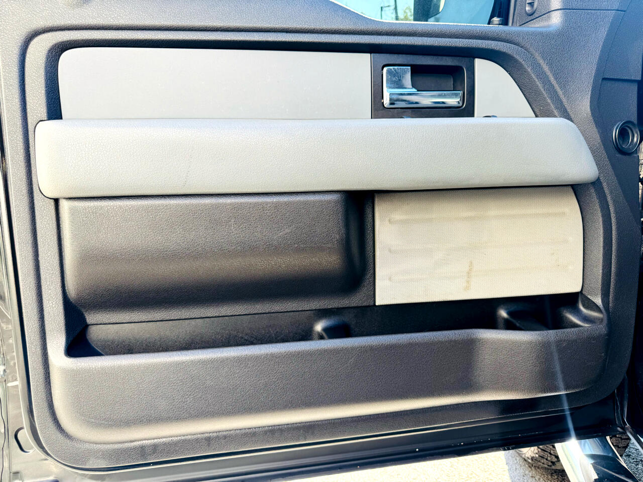 Ford F-150 STX SuperCrew 4WD 2013