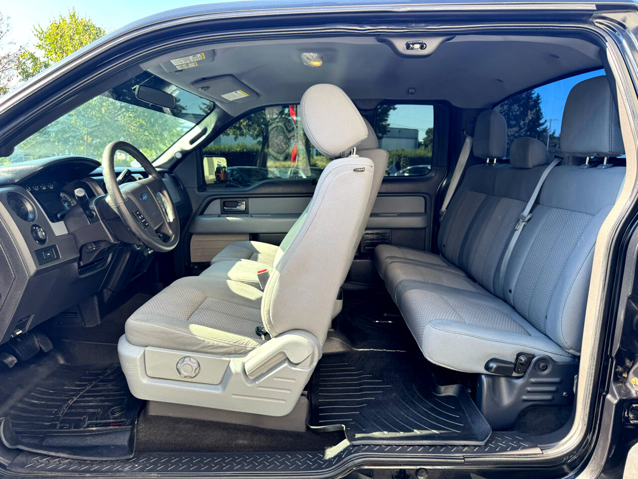 Ford F-150 STX SuperCrew 4WD 2013