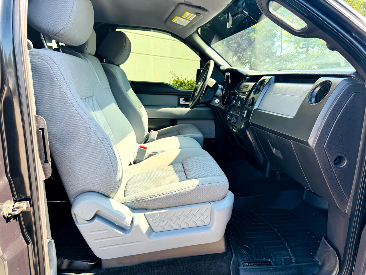 Ford F-150 STX SuperCrew 4WD 2013