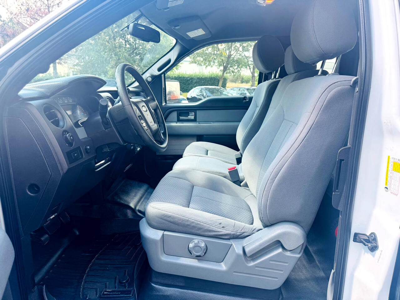 Ford F-150 STX SuperCrew 4WD 2014