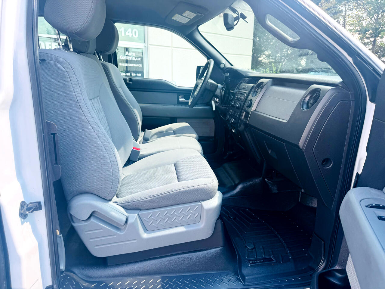 Ford F-150 STX SuperCrew 4WD 2014