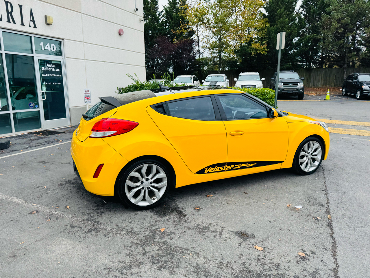 Hyundai Veloster Base 2013