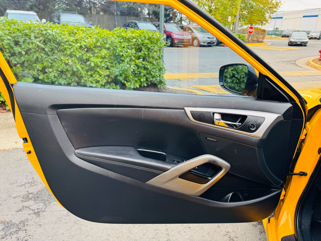 Hyundai Veloster Base 2013