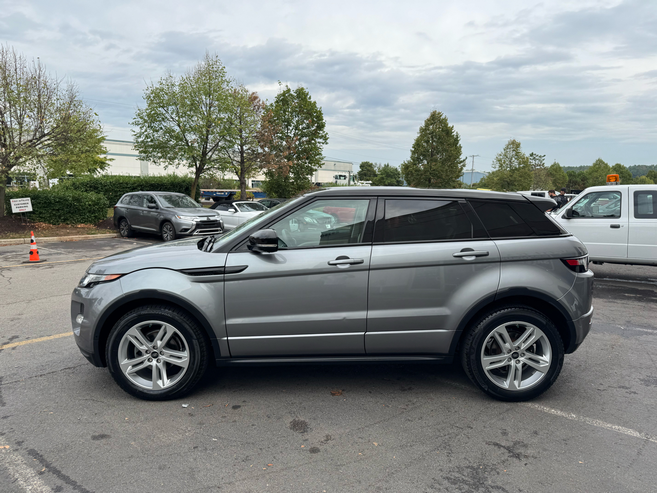 2013 Land Rover Range Rover Evoque Dynamic Premium photo 7