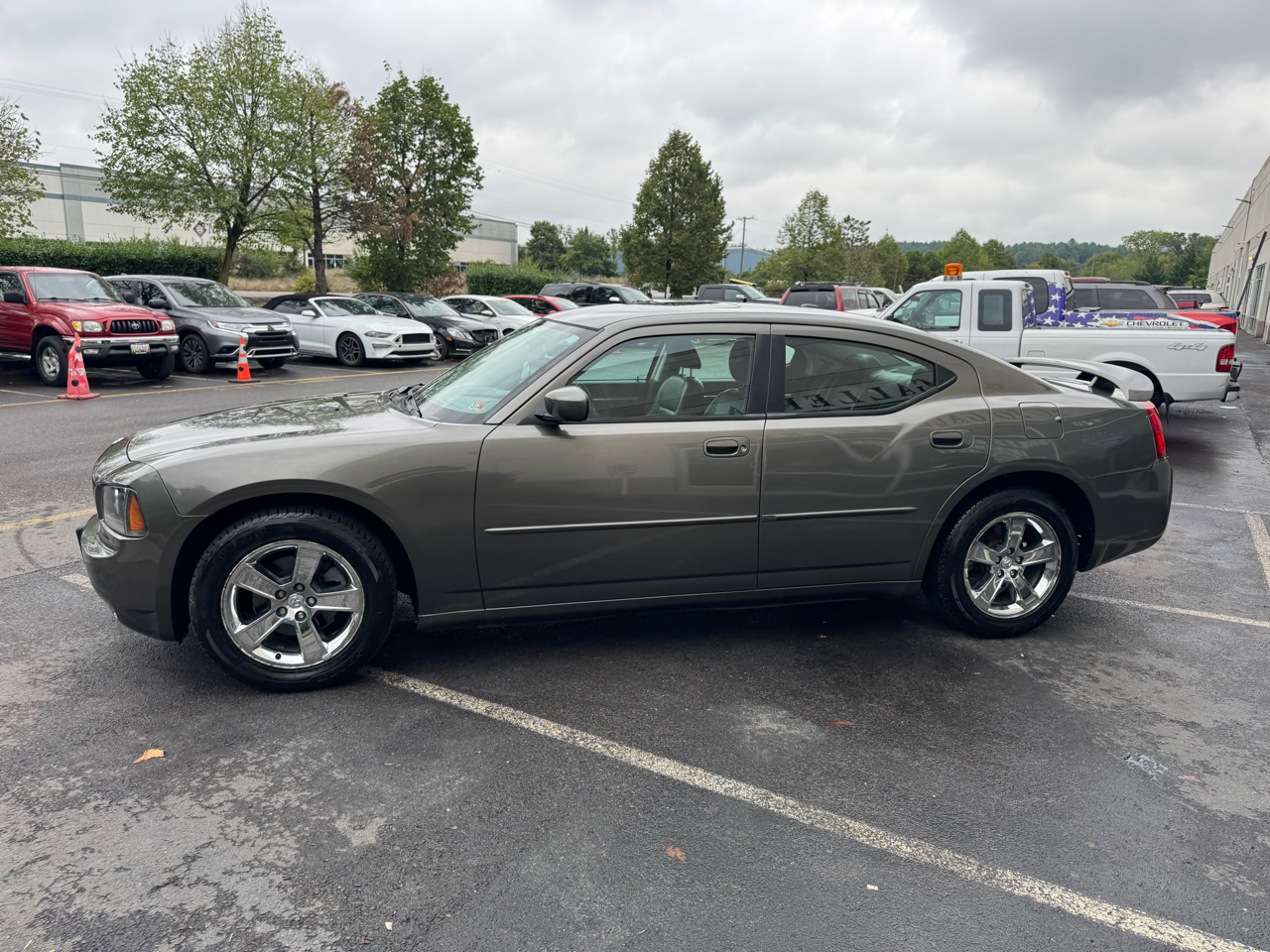 2010 Dodge Charger SXT Plus photo 7