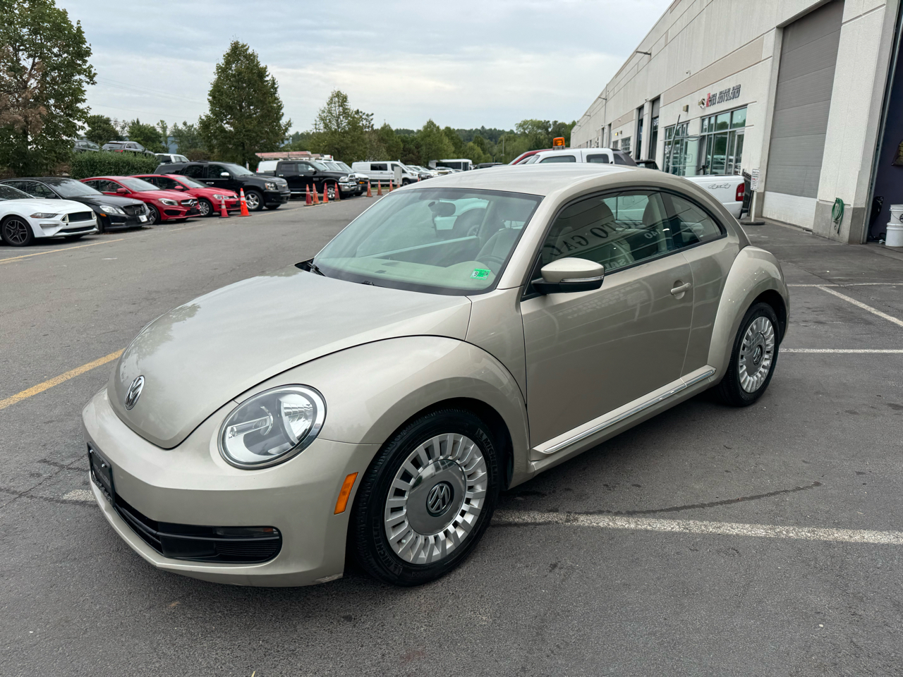 2013 Volkswagen Beetle 2.5L photo 8