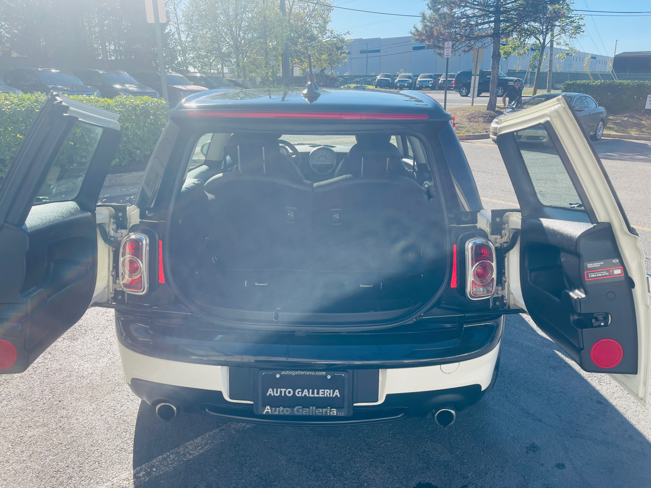 2012 Mini Clubman Base S photo 2