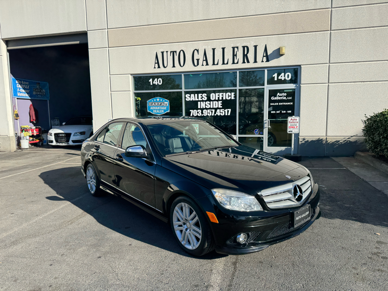 2009 Mercedes Benz C 300 4MATIC Luxury Sedan photo 2
