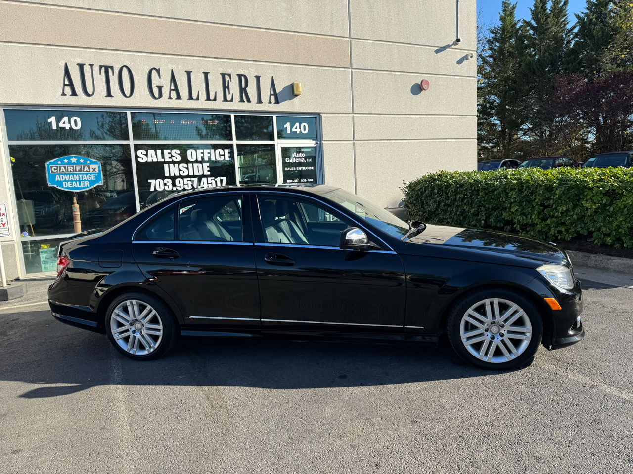 Mercedes-Benz C-Class C300 4MATIC Luxury Sedan 2009