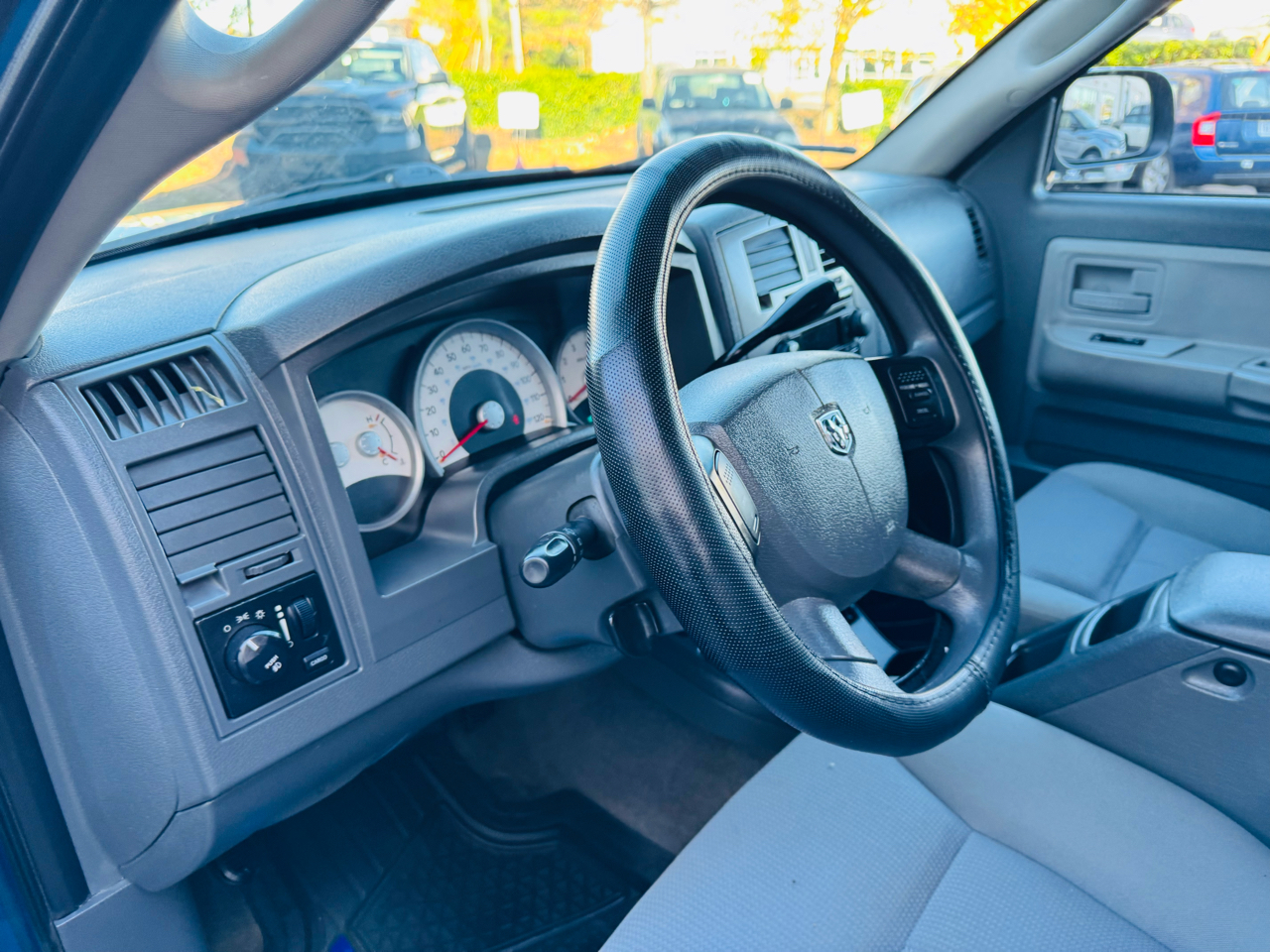 Dodge Dakota SLT Quad Cab 4WD 2006