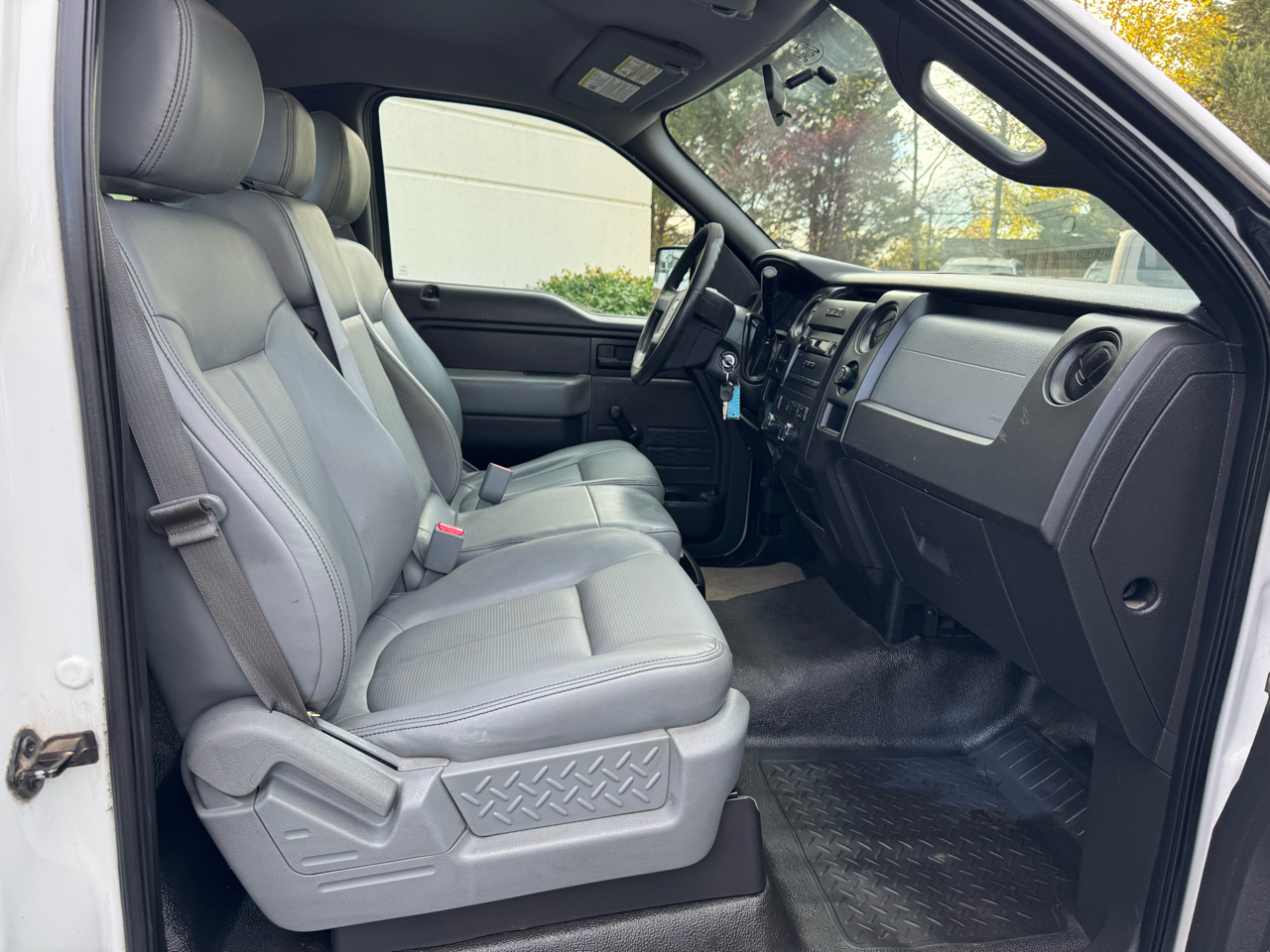 Ford F-150 XL 2WD 2013