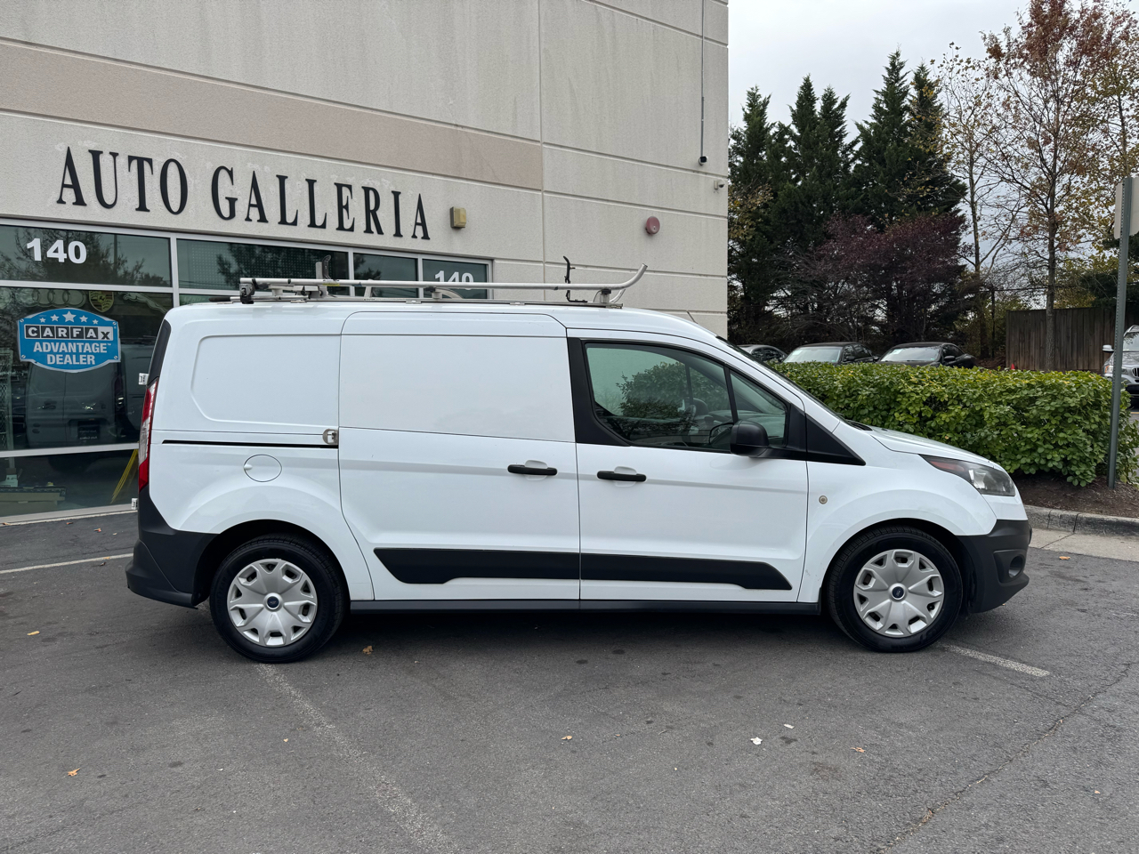 Ford Transit Connect Cargo Van XL LWB w/Rear 180 Degree Door 2017