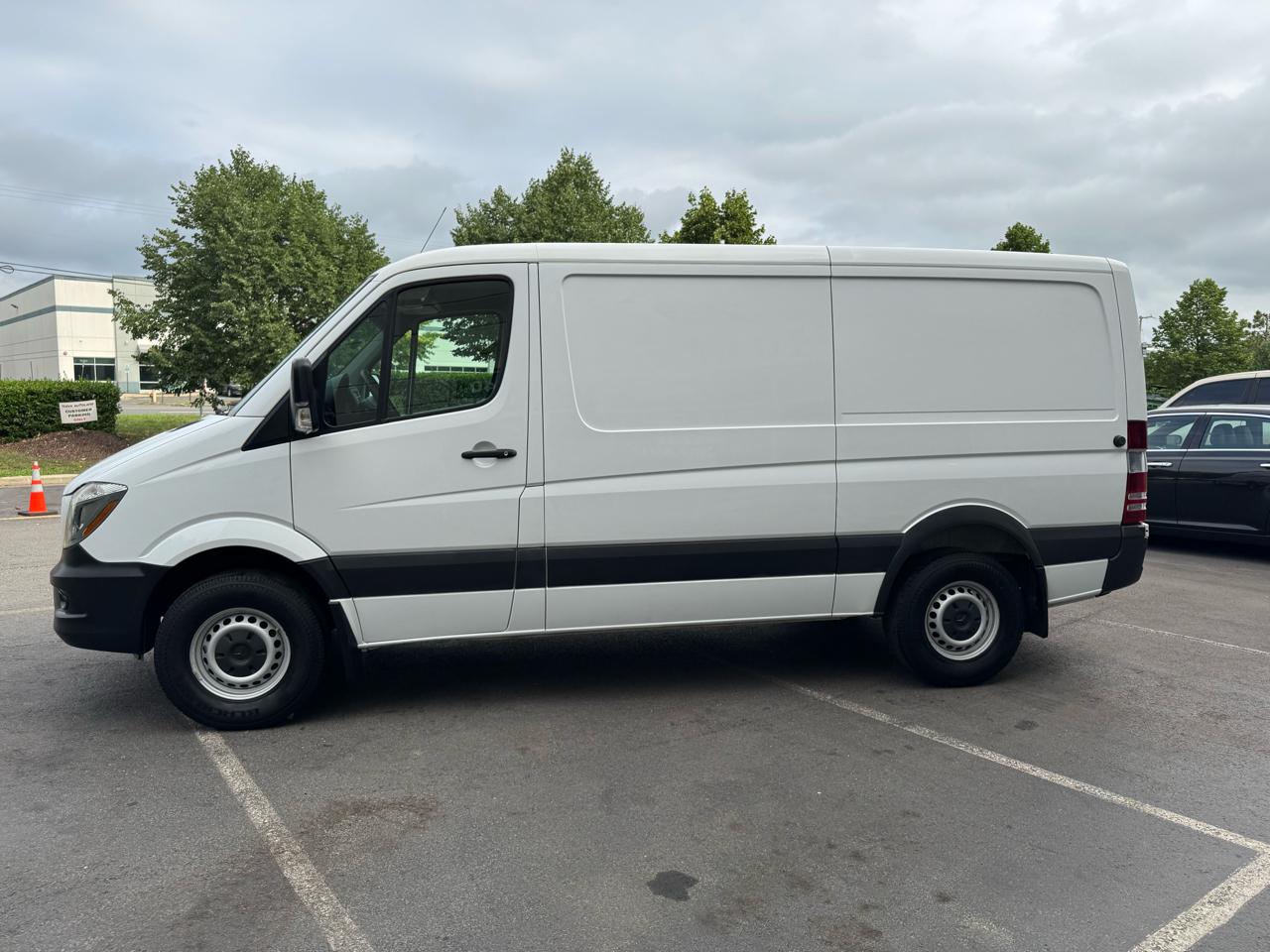 Mercedes-Benz Sprinter 2500 144-in. WB 2017