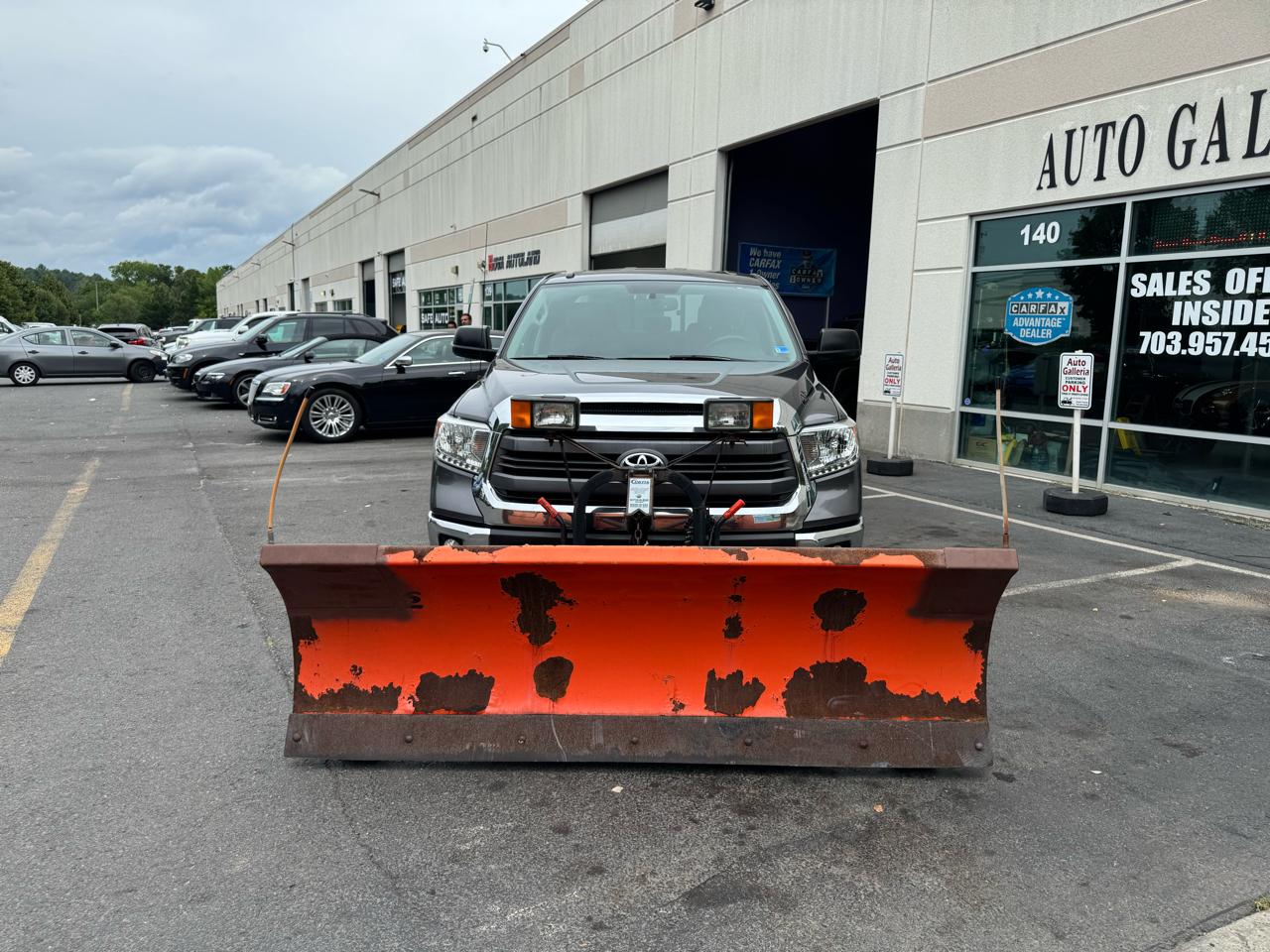 Toyota Tundra SR5 5.7L V8 Double Cab 4WD 2014